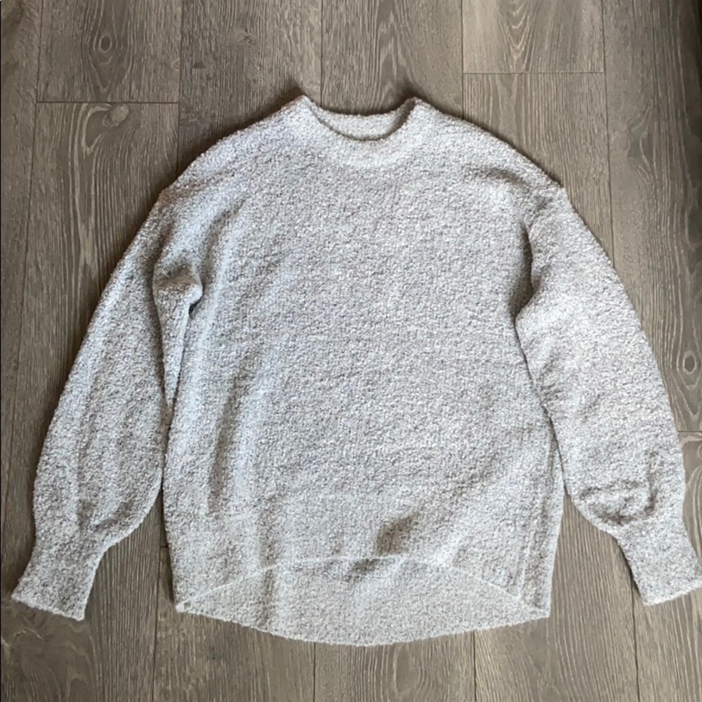 Old Navy Light Gray Cozy Textured Crewneck Sweater